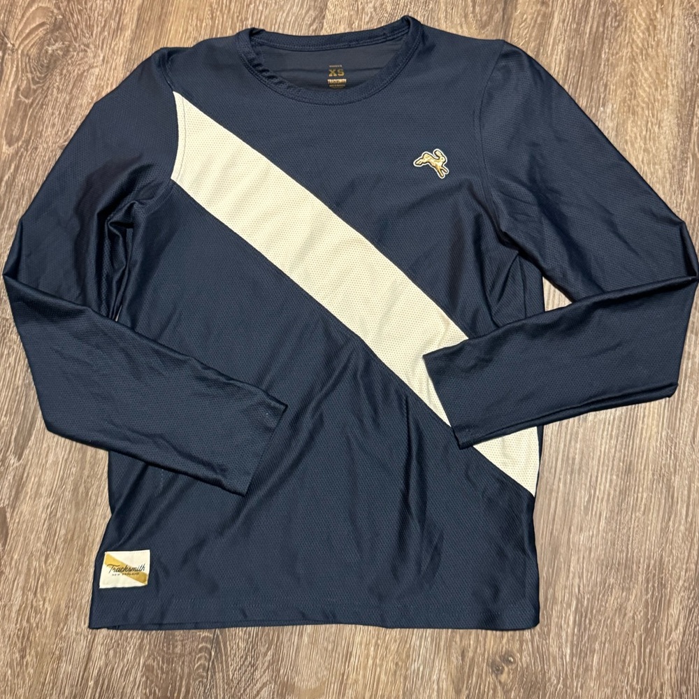 Tracksmith Van Cortlandt Long Sleeve NWOT - Picture 3 of 9